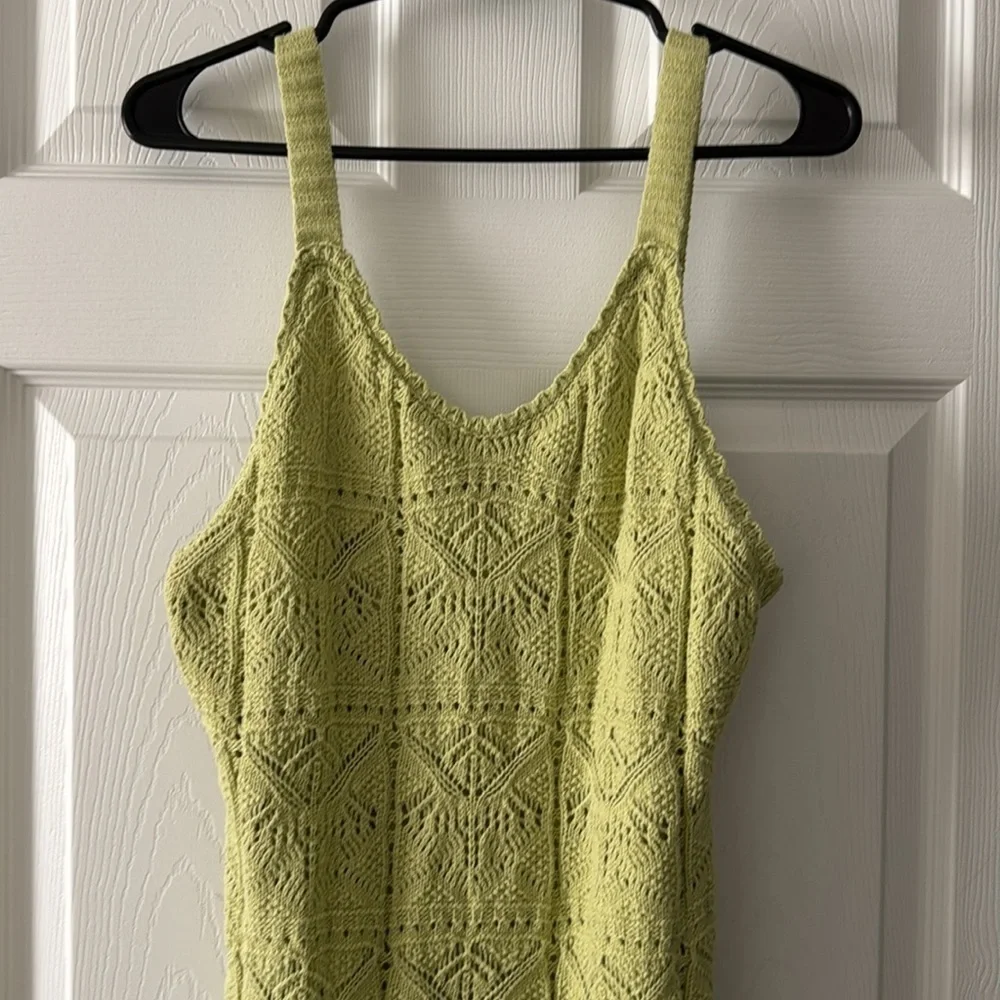 NWOT Green Sheath Midi Dress V-Neck Sleeveless